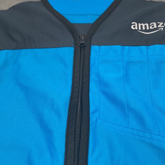 Amazon Vest AFV01U Blue Zip Up Size XL Designed by Luly Yang - Picture 4 of 9